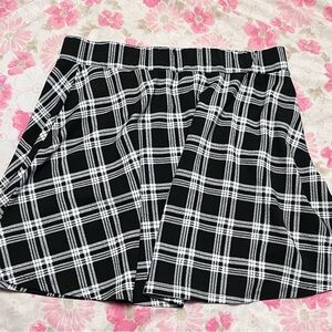 Shein Curve 1x plaid skirt